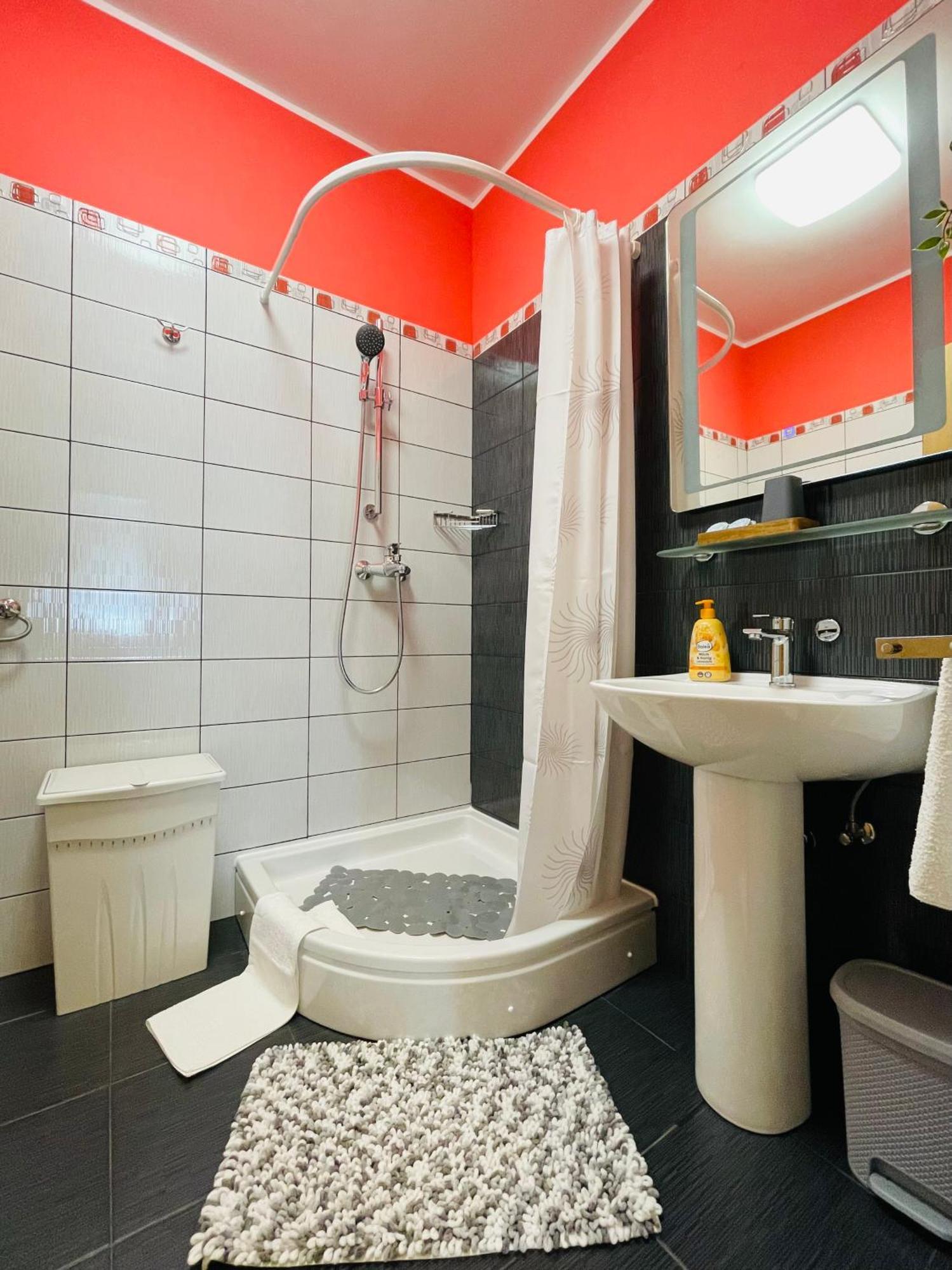 Apartment Bordeaux 29 Ρόβινι Εξωτερικό φωτογραφία