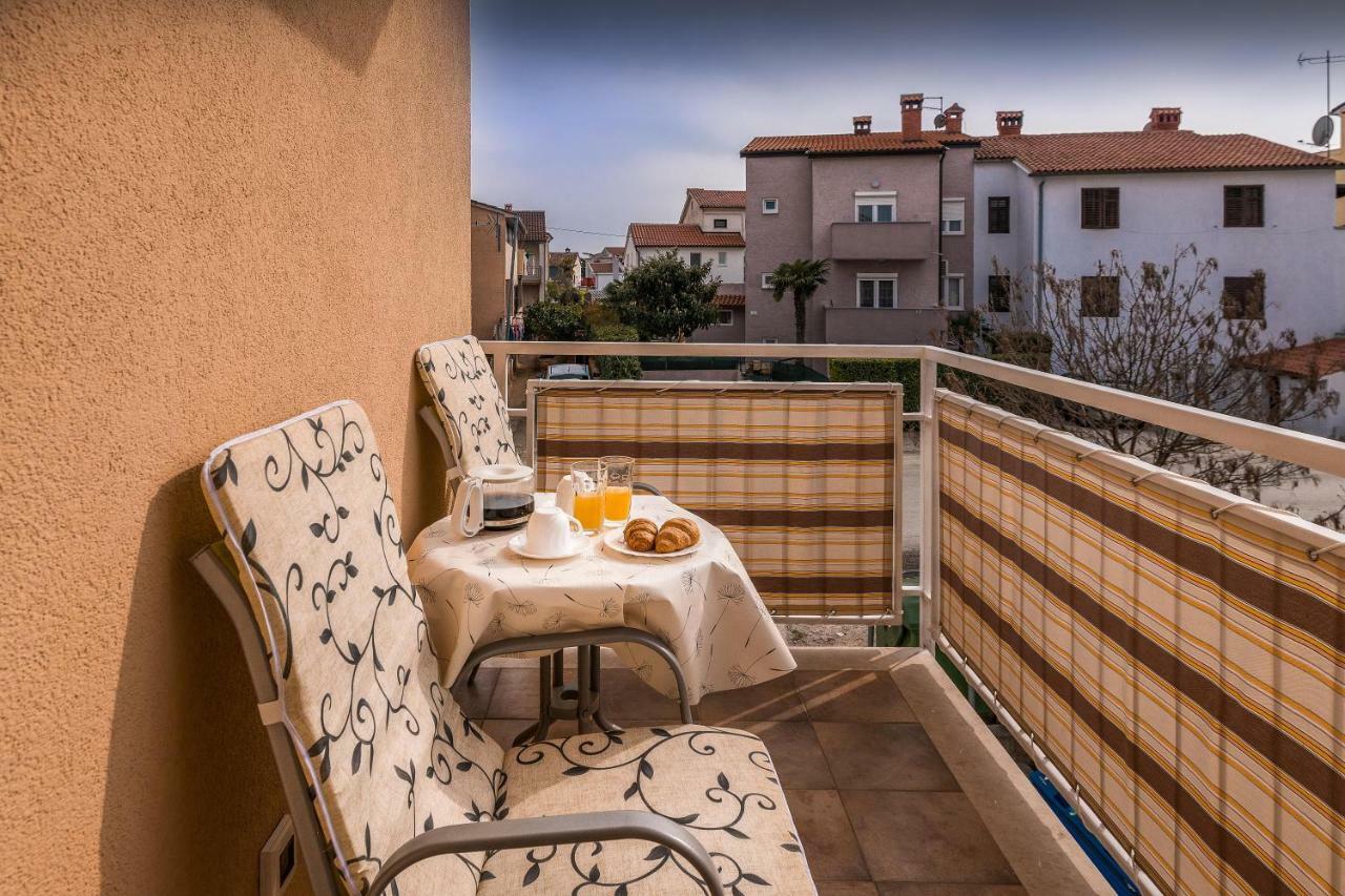 Apartment Bordeaux 29 Ρόβινι Εξωτερικό φωτογραφία